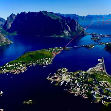 Utsiktsperle Pa I Lofoten 雷讷